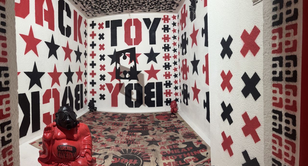 Hero De Janeiro, Painting, Toy Boy Room, 